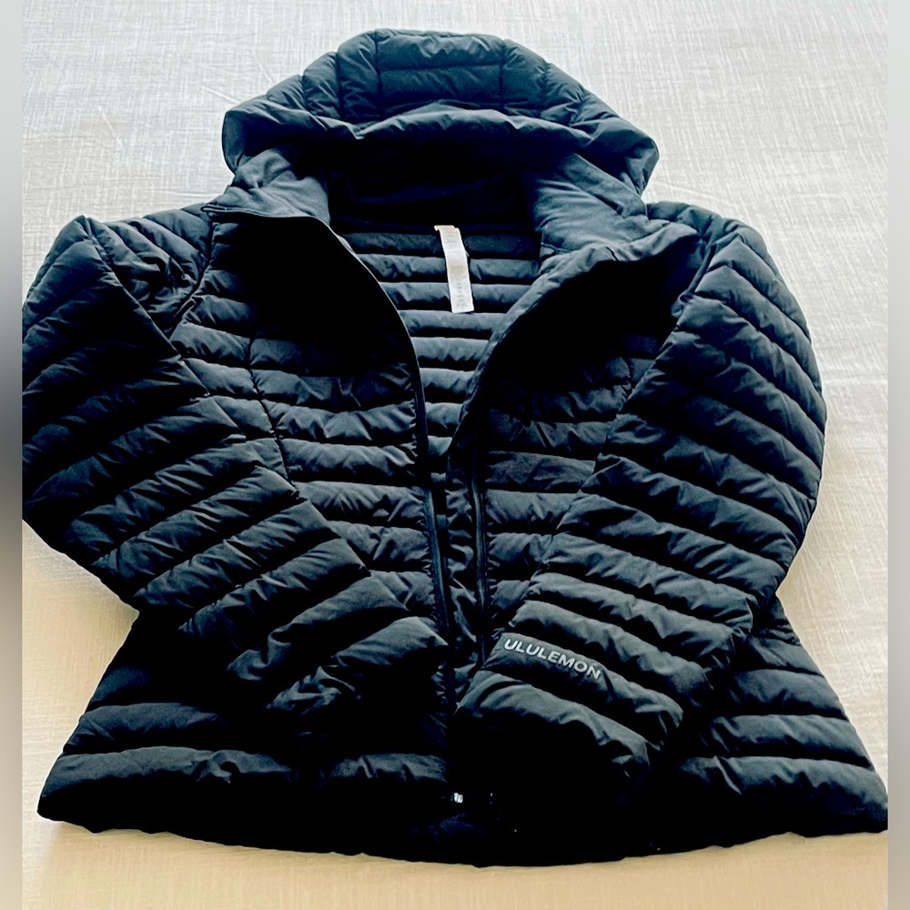 Lululemon Pack It Down Jacket—Size 4